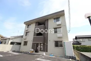 フローレス平田の画像