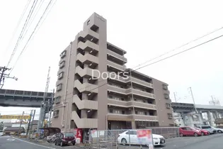 ルナ国体町【106号室】の外観