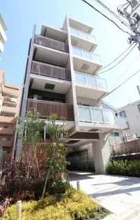 LOG代々木の外観