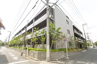 グランドゥールプレミアム代々木大山の外観