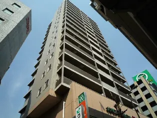ドゥーエ幡ヶ谷の外観