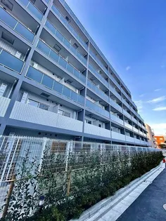 プレールドゥーク新宿Westの外観