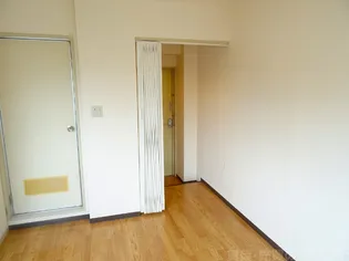 ハイツエレガンスの居間