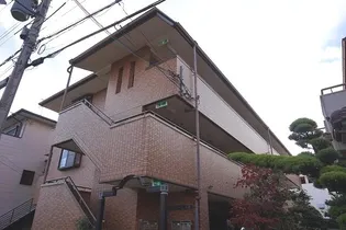 ビアンヌール川西の外観