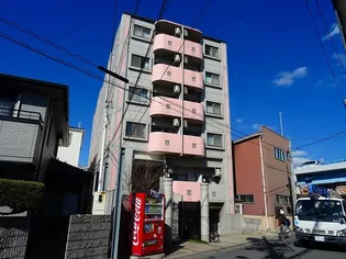 ラリジェールの外観