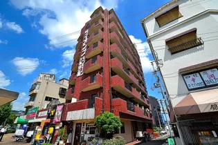 ライオンズマンション大倉山公園【6階】の外観