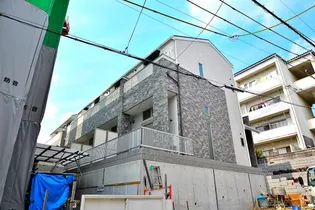 ワコーレヴィアーノ神戸上筒井通EAST【1階】の外観