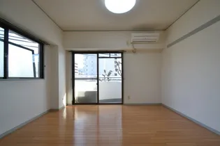 ル・パレ西灘【5A号室】の寝室