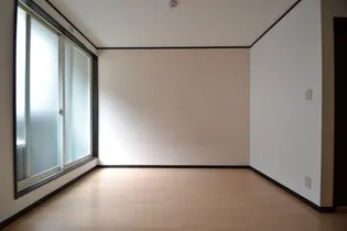 グランシャリオ山本通3【2階】の内装