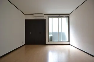 グランシャリオ山本通3【2階】の寝室