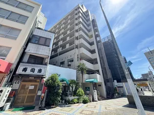 リビース湊川【7階】の外観
