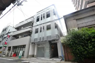 シャンティ神戸三宮【2階】の外観