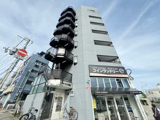 リバーサイド明光【3階】の外観