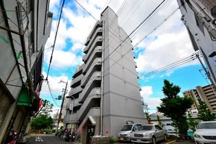 レジデンス王子【4階】の外観