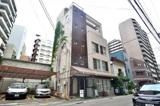 佳山ビル【3階】の外観