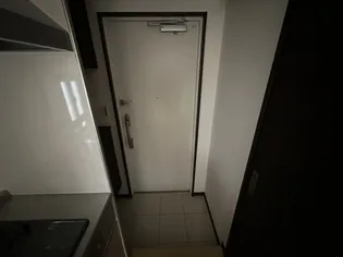 宝ビル【2階】の玄関