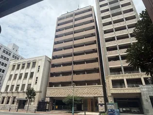 プレサンス神戸みなと元町【11階】の外観