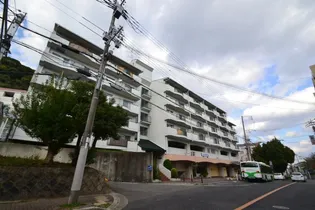 グリーンハイツ諏訪山【3階】の外観
