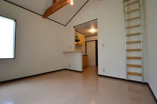 グランシャリオ山本通2【1階】の内装