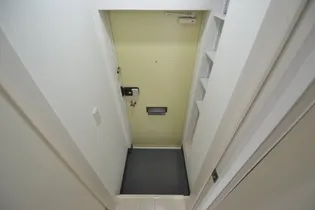 JS小山町【1階】の玄関