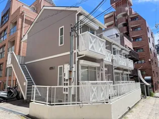 クァトルセゾン六甲道【2階】の外観