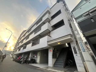 第二ハイツ中山【2階】の外観