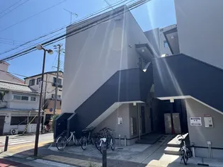 メゾン・ド・イスティクラール【2階】の外観