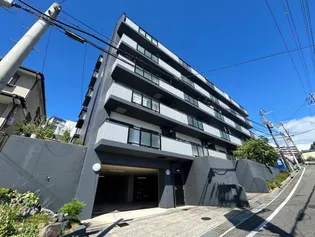 シャトレンうぐいす【2階】の外観