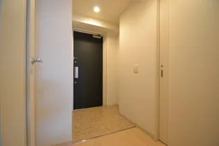 S-FORT神戸神楽町【2階】の玄関