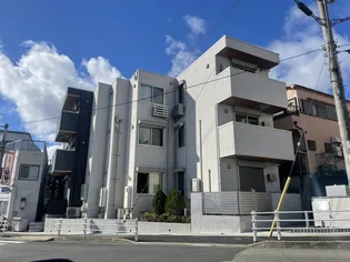 アンベリール【2階】の外観