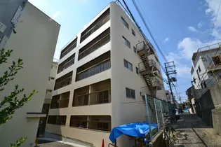 グリーンマンション【1階】の外観