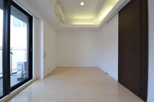 レジディア神戸元町【5階】の居間