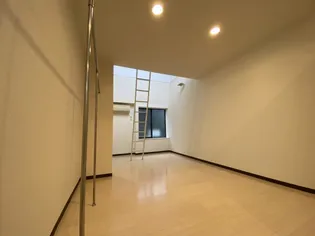 クレセンティア神戸・北野【2階】の内装