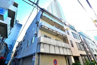 新井マンション【4階】の外観