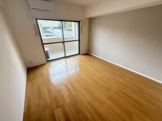 リブェール天城【1階】の内装