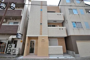 ワコーレヴィータ神戸上沢通【1階】の外観