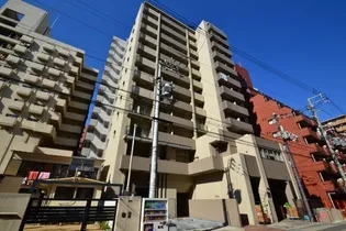 フロイデ【4階】の外観