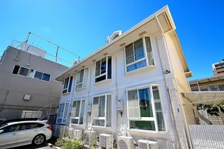 クイーンズコート西灘【2階】の外観