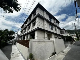 クレア岡本【3階】の外観