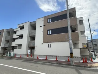 フジパレス御崎公園2番館【1階】の外観