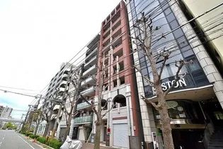 カトルセゾン【5階】の外観