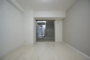 ボンニー元町【4階】の居間