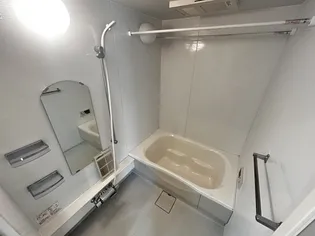 ガーデンコート西岡本の風呂