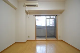 アスヴェル神戸元町【7階】の居間