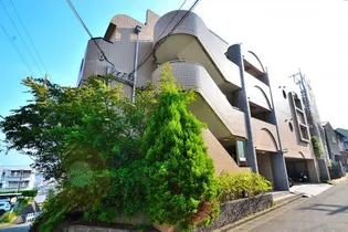 サンパレス21御影山手【3階】の外観