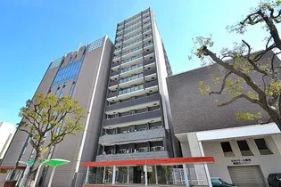 プレサンスコウベグレンツ【13階】の外観