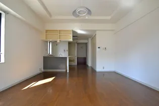 プリマベーラ神戸【2階】の居間