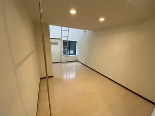 クレセンティア神戸・北野【2階】の内装