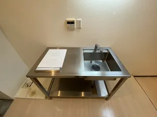 クレセンティア神戸・北野【2階】のキッチン