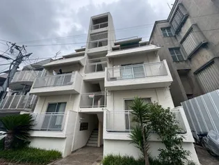 イズミマンション【4階】の外観